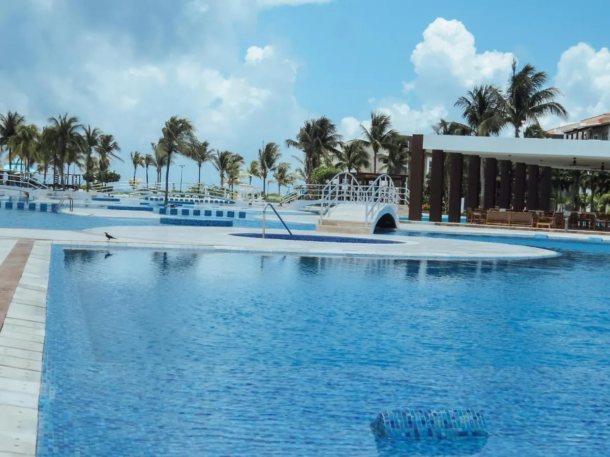 Impecable Y Lujoso Departamento Frente Al Mar En Mareazul Del Club De Golf Corasol Apartman Playa del Carmen
