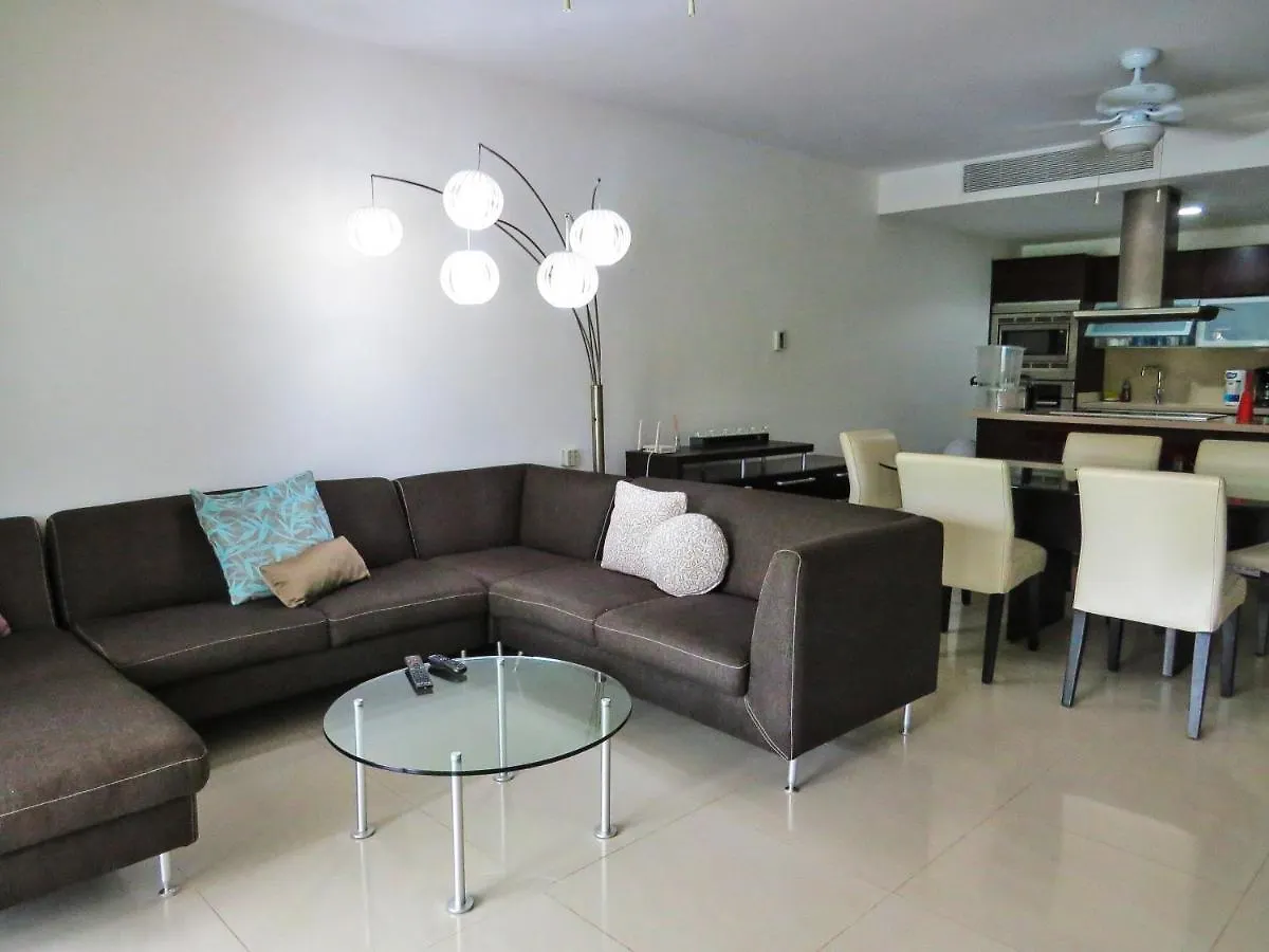 Impecable Y Lujoso Departamento Frente Al Mar En Mareazul Del Club De Golf Corasol Apartment Playa del Carmen 0*,  Mexico